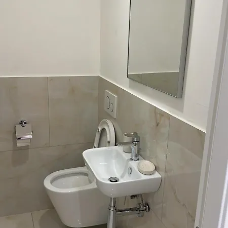Apartment Palm Loft Bissone